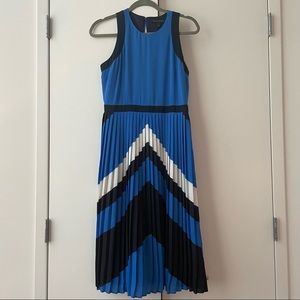 Banana Republic Chevron Dress